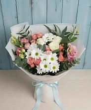 Букет цветов из:  Розы, Лизиантусы и Хризантемы в Константиново Сергиево-Посадского района
