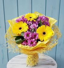 Букет цветов из:  Хризантемы и Герберы в Константиново Сергиево-Посадского района