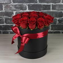 Цветочная композиция из Розы в шляпной коробке в Константиново Сергиево-Посадского района