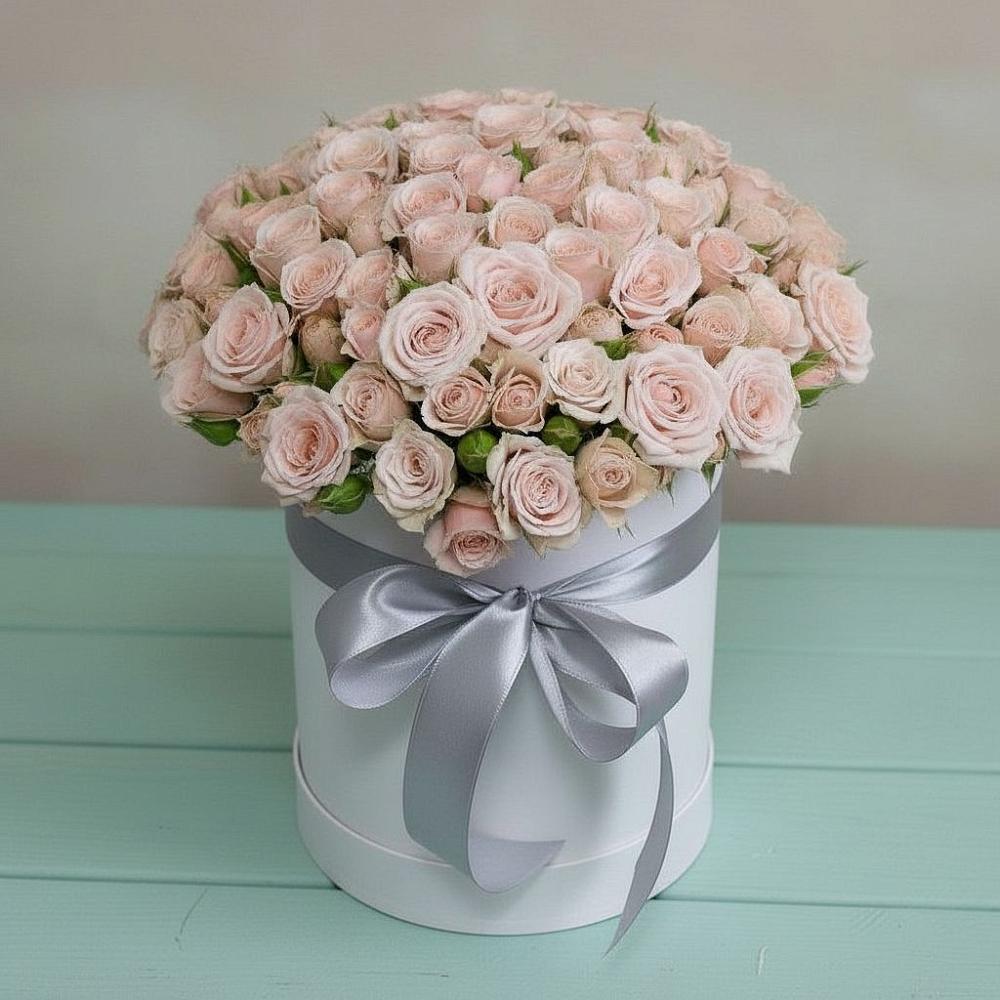 Цветочная композиция из Розы в шляпной коробке в Константиново Сергиево-Посадского района